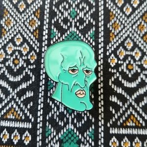 📍2/20$ Squidward Enamel Pin NWOT